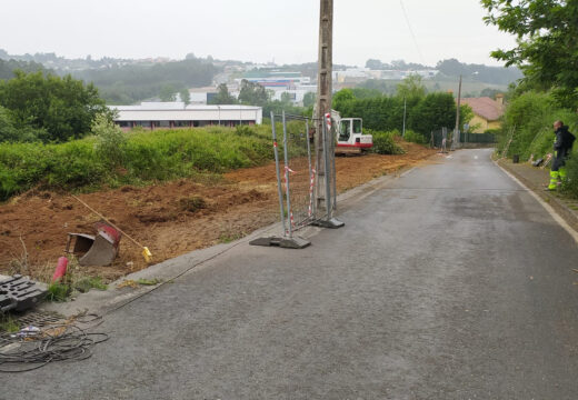 O Concello inicia as obras para rematar as beirarrúas inacabadas na rúa Souto de Castiñeiros